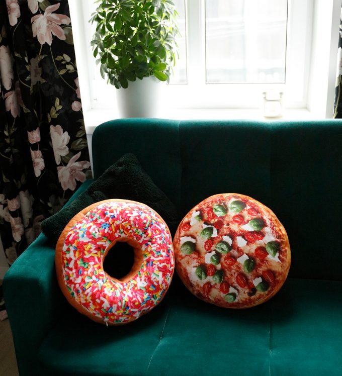 Pizza Pillow - Image 6